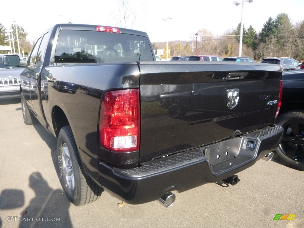 2018 1500 Express Quad Cab 4x4 - Brilliant Black Crystal Pearl / Black/Diesel Gray photo #3