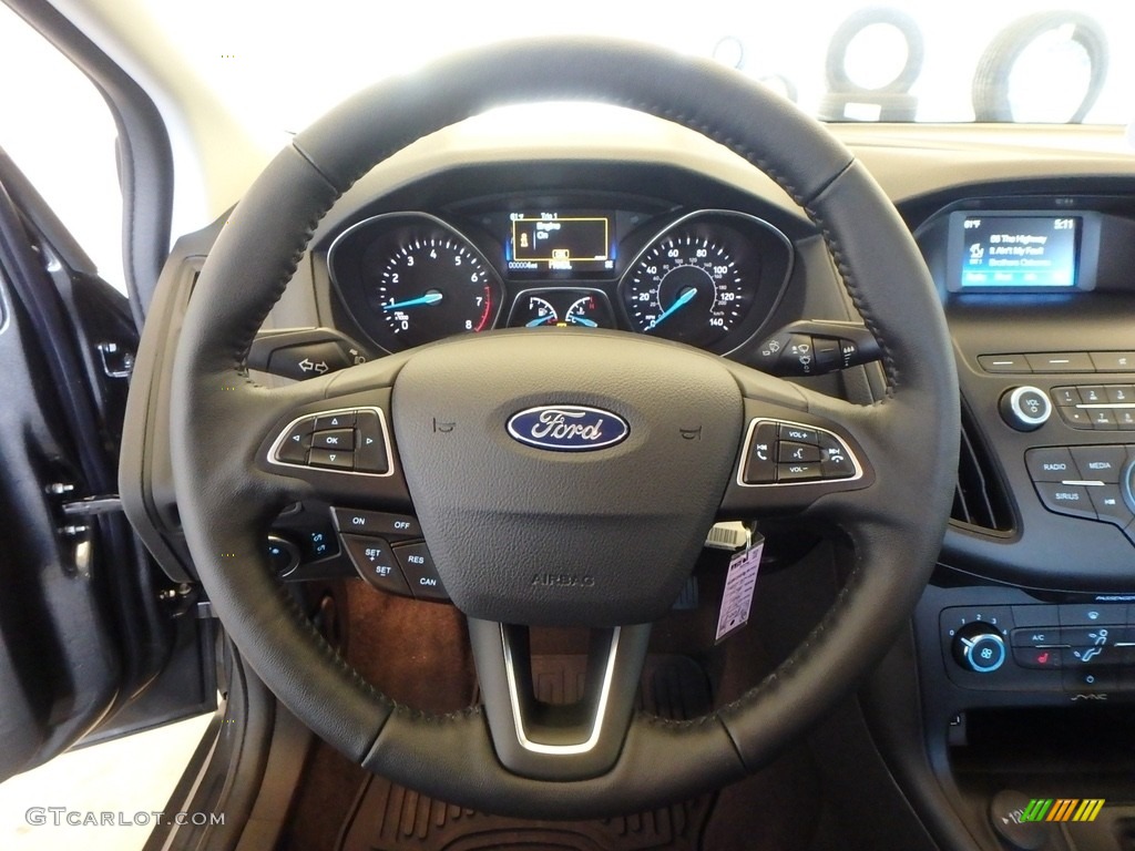 2018 Ford Focus SE Sedan Charcoal Black Steering Wheel Photo #124152734