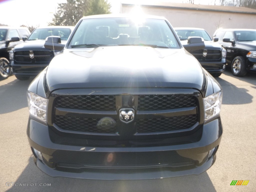 2018 1500 Express Quad Cab 4x4 - Brilliant Black Crystal Pearl / Black/Diesel Gray photo #8