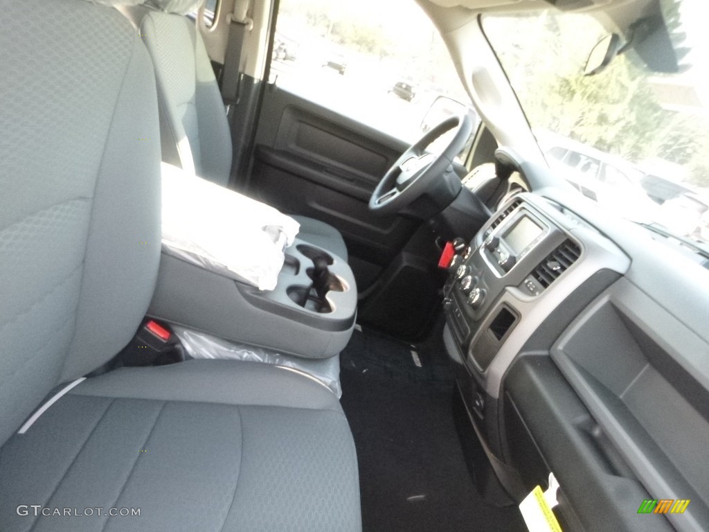 2018 1500 Express Quad Cab 4x4 - Brilliant Black Crystal Pearl / Black/Diesel Gray photo #10