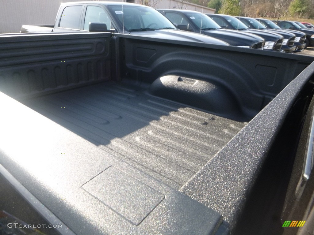 2018 1500 Express Quad Cab 4x4 - Brilliant Black Crystal Pearl / Black/Diesel Gray photo #12