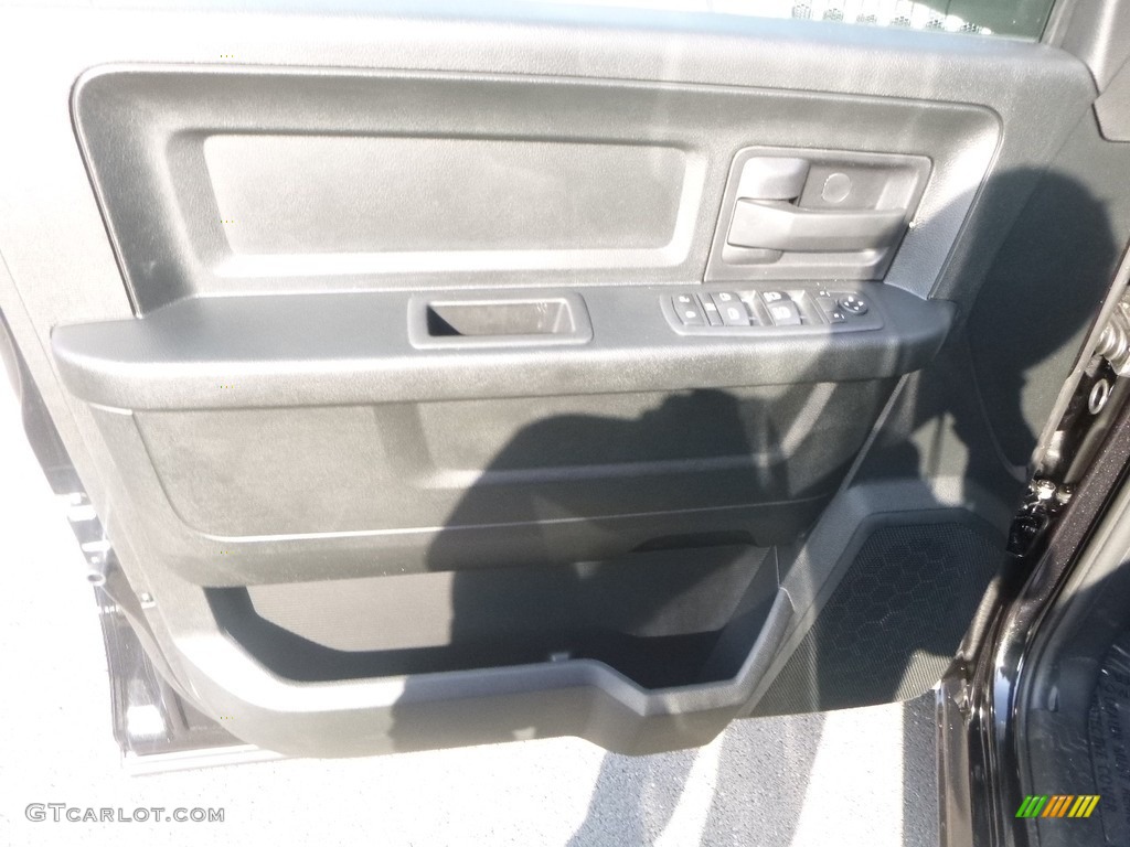 2018 1500 Express Quad Cab 4x4 - Brilliant Black Crystal Pearl / Black/Diesel Gray photo #15