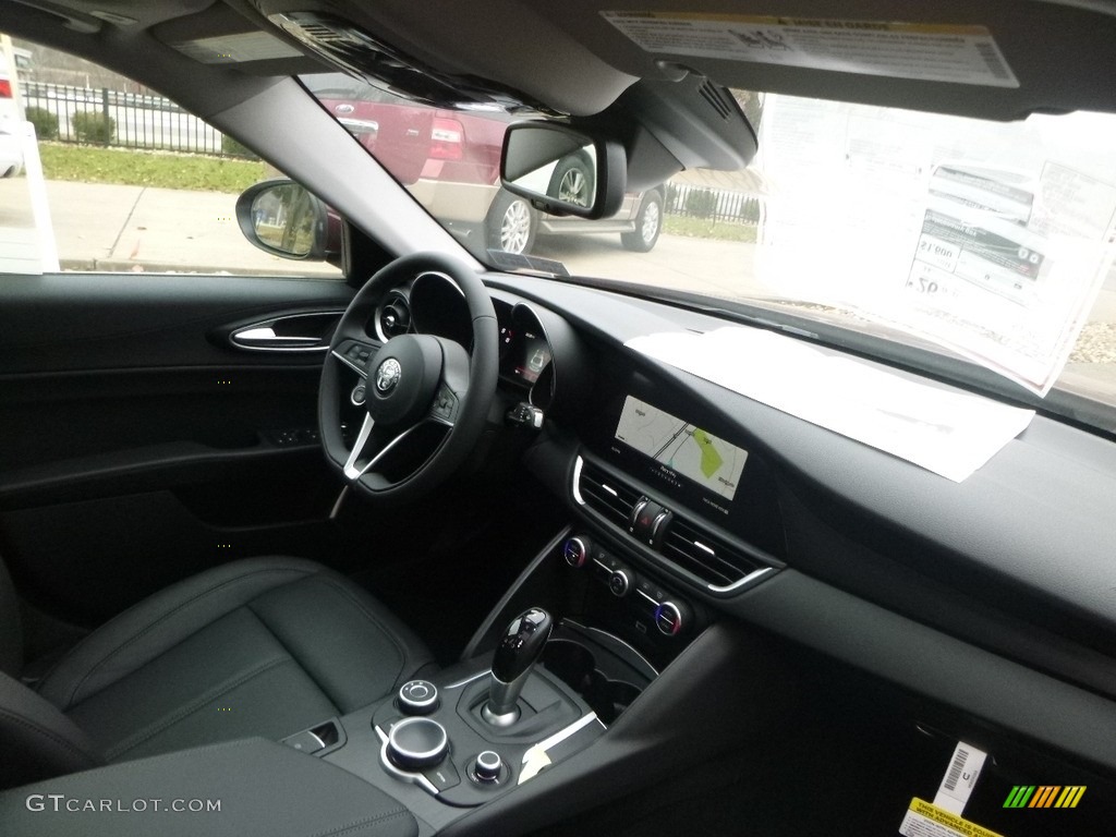 2018 Giulia AWD - Monza Red Metallic / Black/Dark Gray photo #15