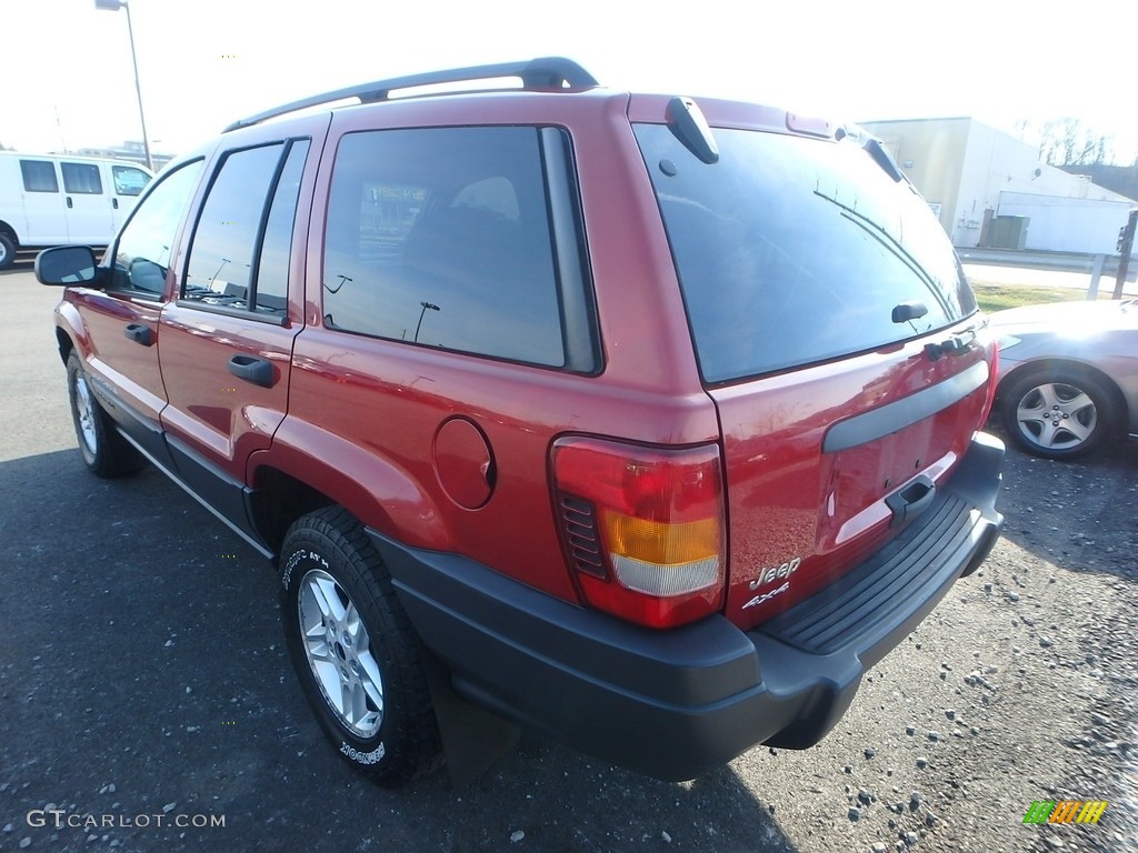 2004 Grand Cherokee Laredo 4x4 - Inferno Red Pearl / Dark Slate Gray photo #2
