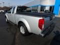 2015 Brilliant Silver Nissan Frontier SV King Cab 4x4  photo #4