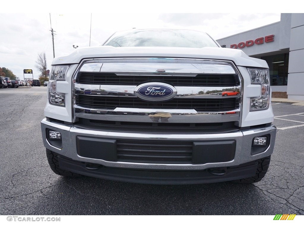 2017 F150 Lariat SuperCrew 4X4 - Oxford White / Light Camel photo #2