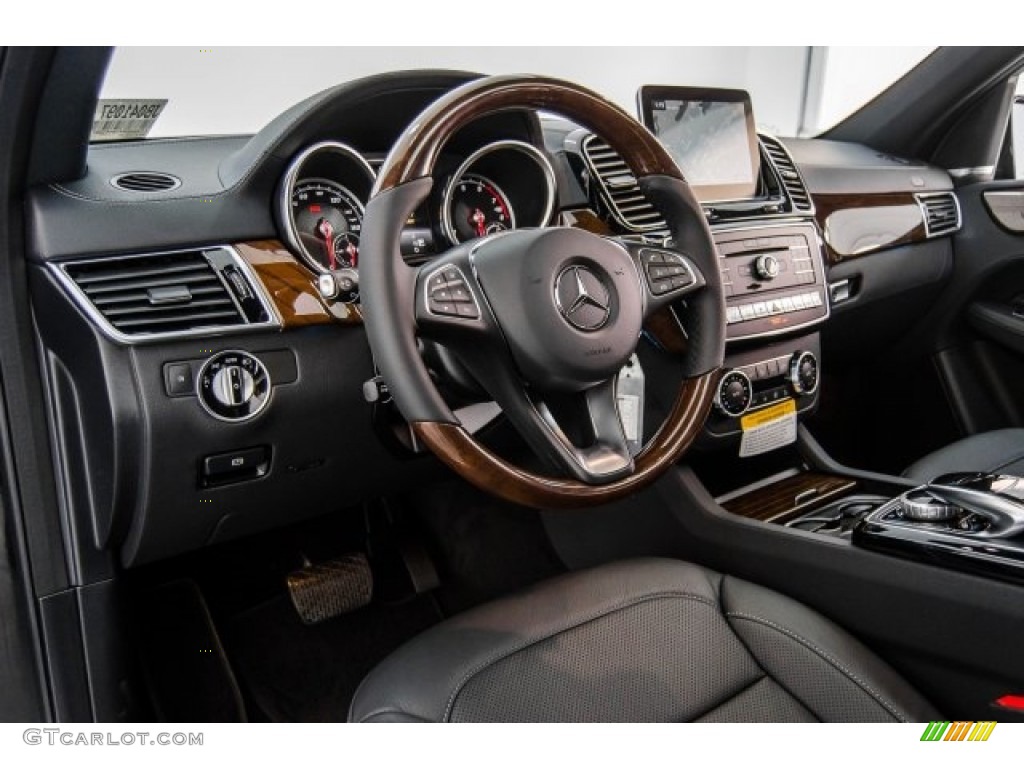 2018 Mercedes-Benz GLE 550e 4Matic Plug-In Hybrid Black Dashboard Photo #124167989