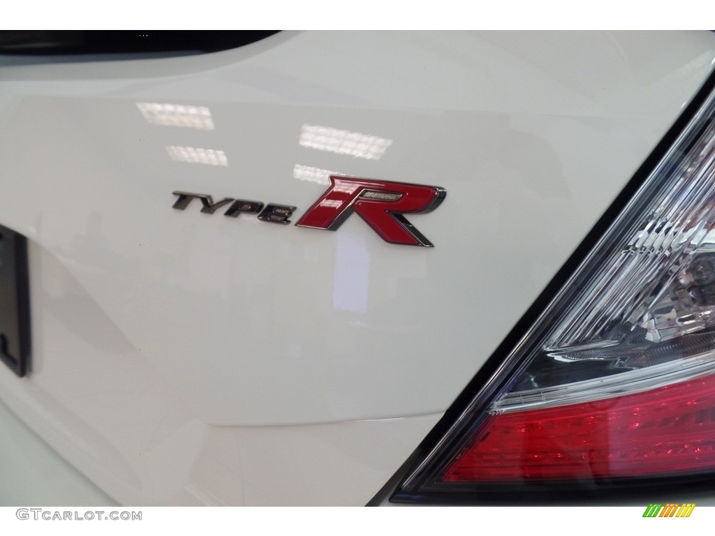 2018 Honda Civic Type R Marks and Logos Photo #124171472