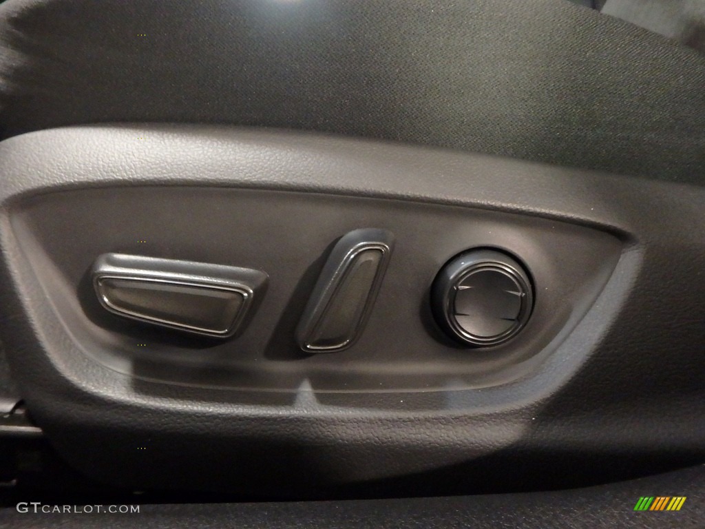 2018 Camry Hybrid LE - Brownstone / Black photo #11