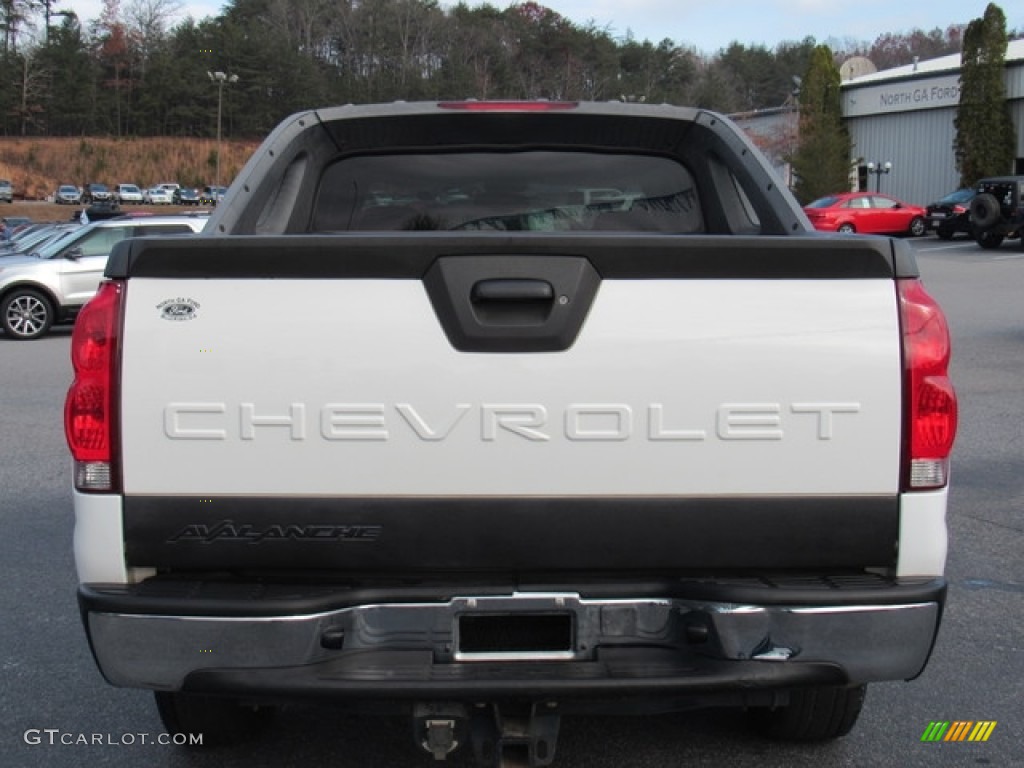 2005 Avalanche LT - Summit White / Tan/Neutral photo #4