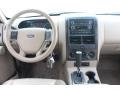 2009 Oxford White Ford Explorer XLT  photo #26