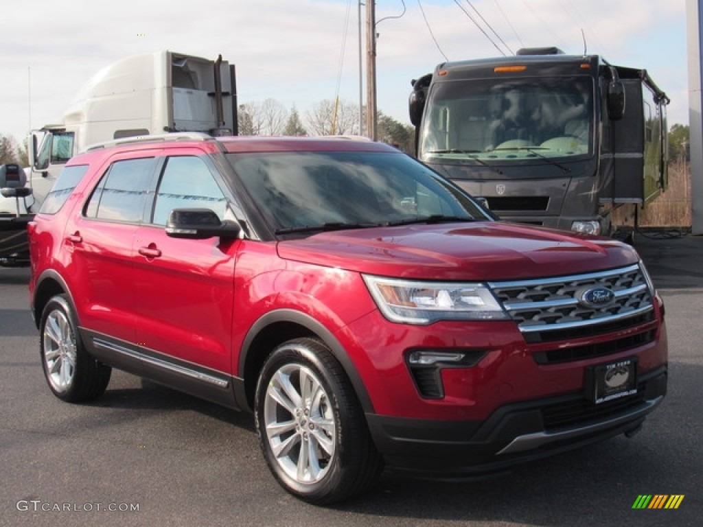 2018 Explorer XLT 4WD - Ruby Red / Medium Stone photo #7