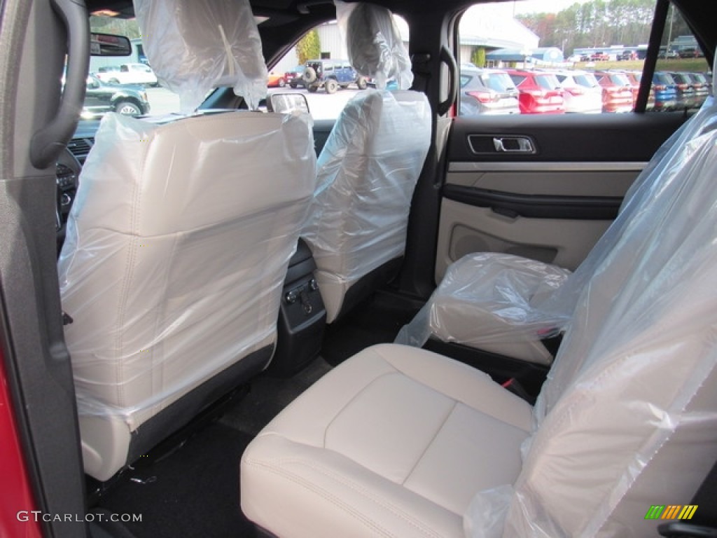 2018 Explorer XLT 4WD - Ruby Red / Medium Stone photo #29