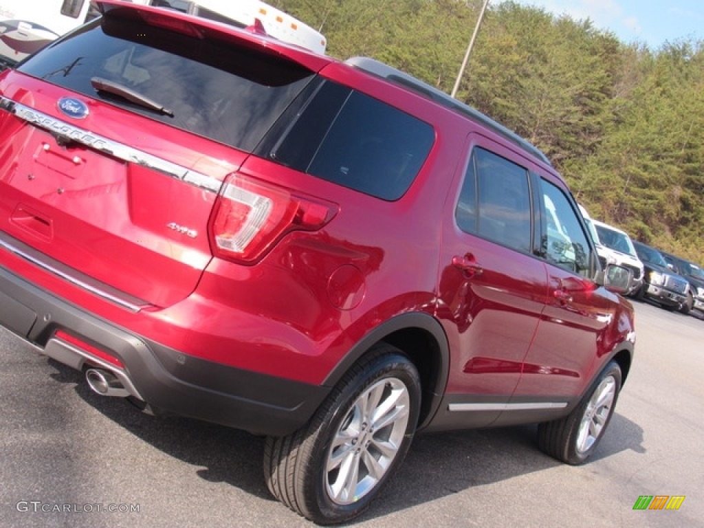 2018 Explorer XLT 4WD - Ruby Red / Medium Stone photo #33