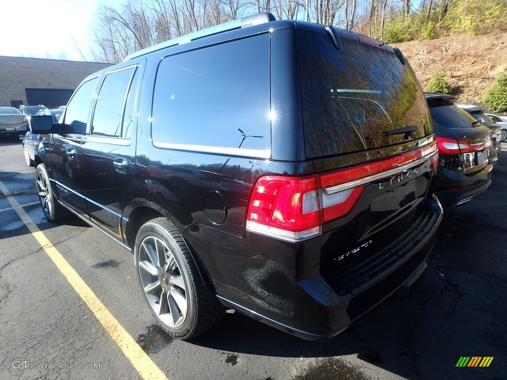 2017 Navigator Reserve 4x4 - Black Velvet / Ebony photo #2