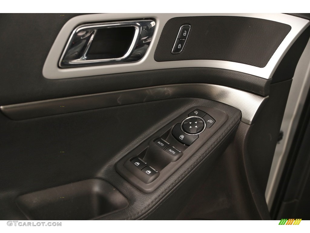 2015 Explorer XLT 4WD - Ingot Silver / Charcoal Black photo #6