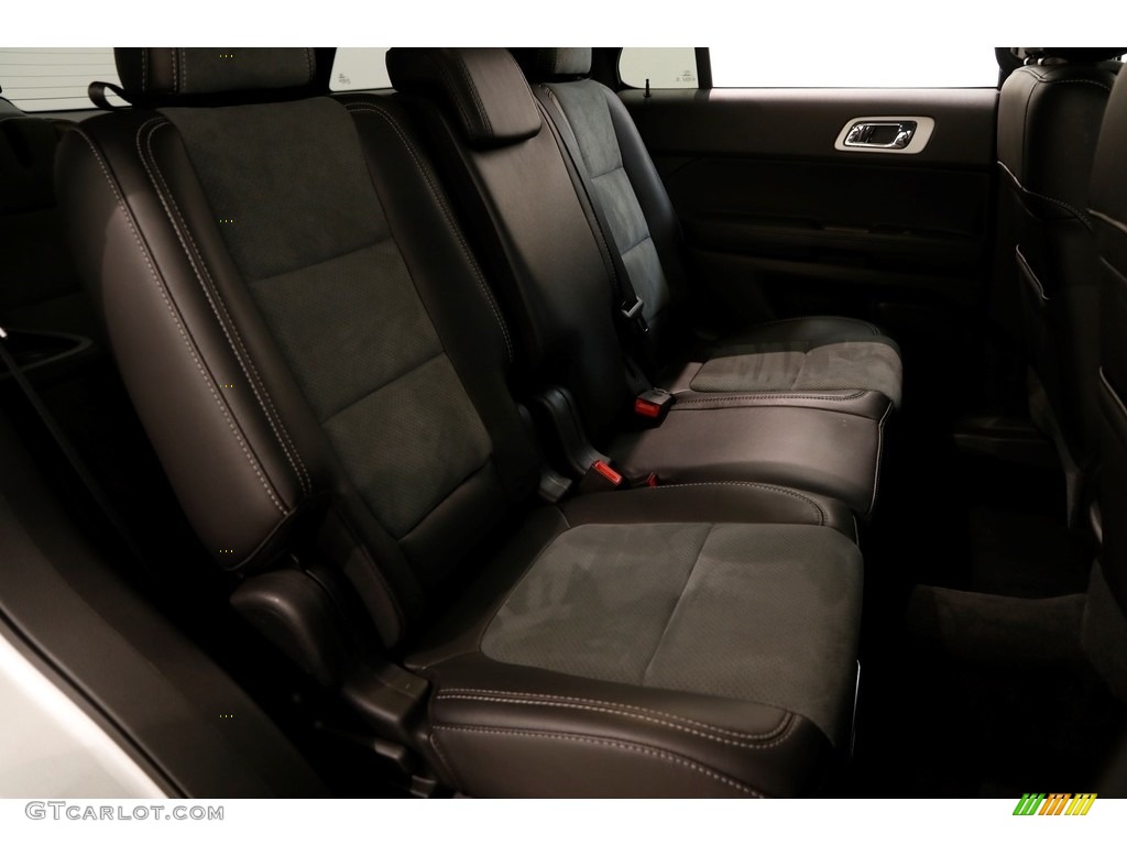 2015 Explorer XLT 4WD - Ingot Silver / Charcoal Black photo #17