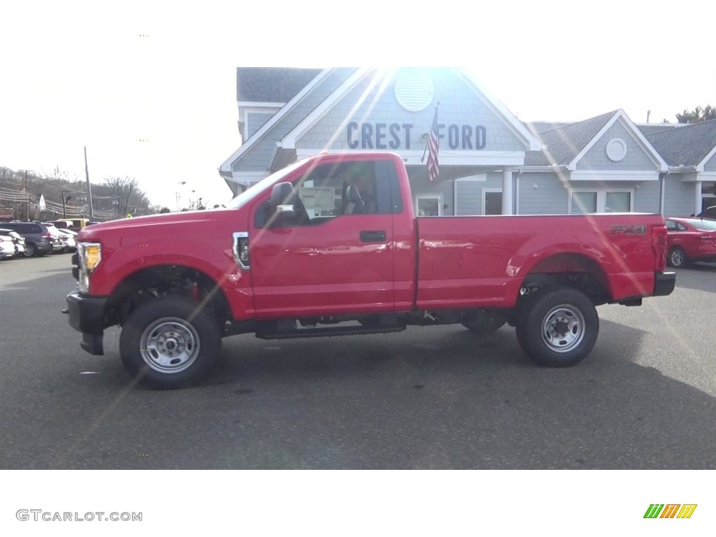 2017 F350 Super Duty XL Regular Cab 4x4 - Race Red / Medium Earth Gray photo #12