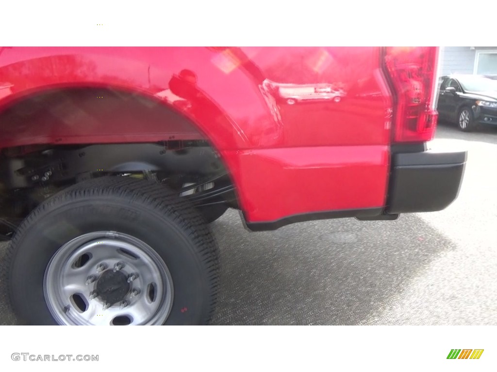 2017 F350 Super Duty XL Regular Cab 4x4 - Race Red / Medium Earth Gray photo #58