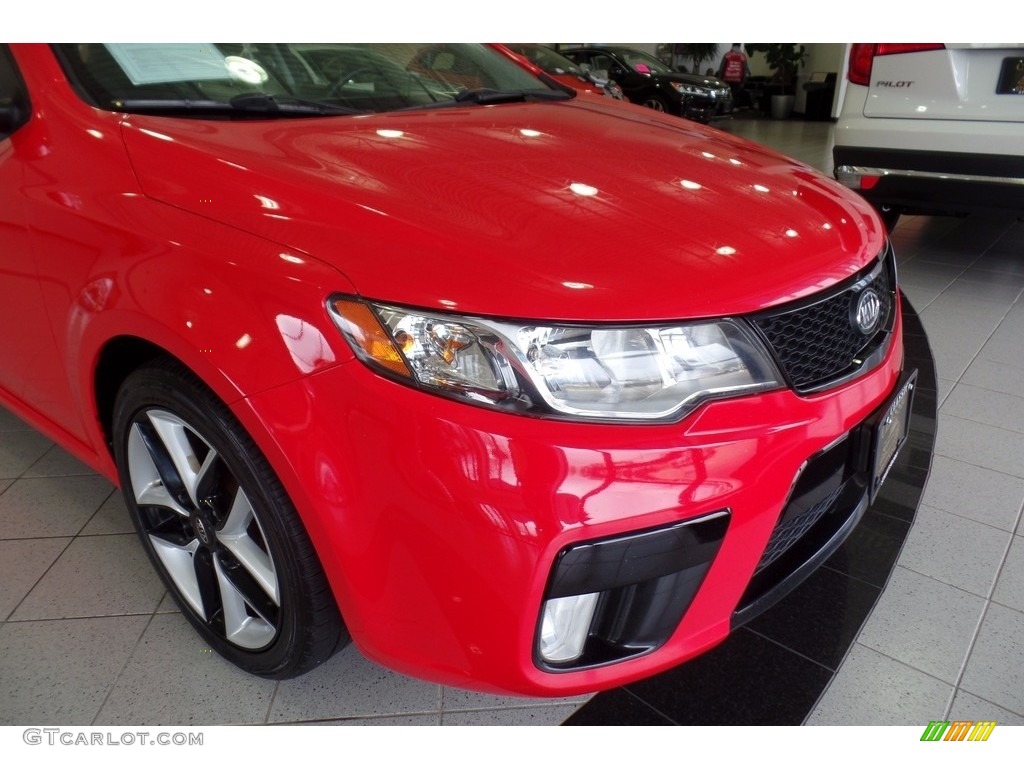 2010 Forte Koup SX - Racing Red / Black Sport photo #10