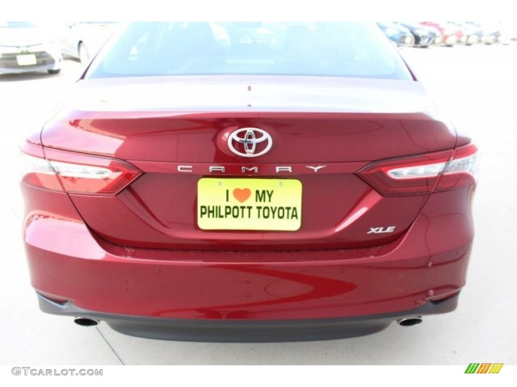 2018 Camry XLE V6 - Ruby Flare Pearl / Black photo #7