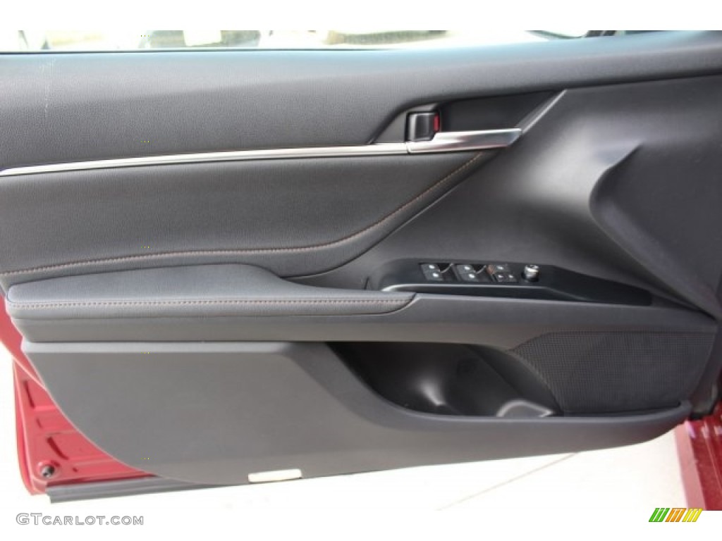 2018 Camry XLE V6 - Ruby Flare Pearl / Black photo #8