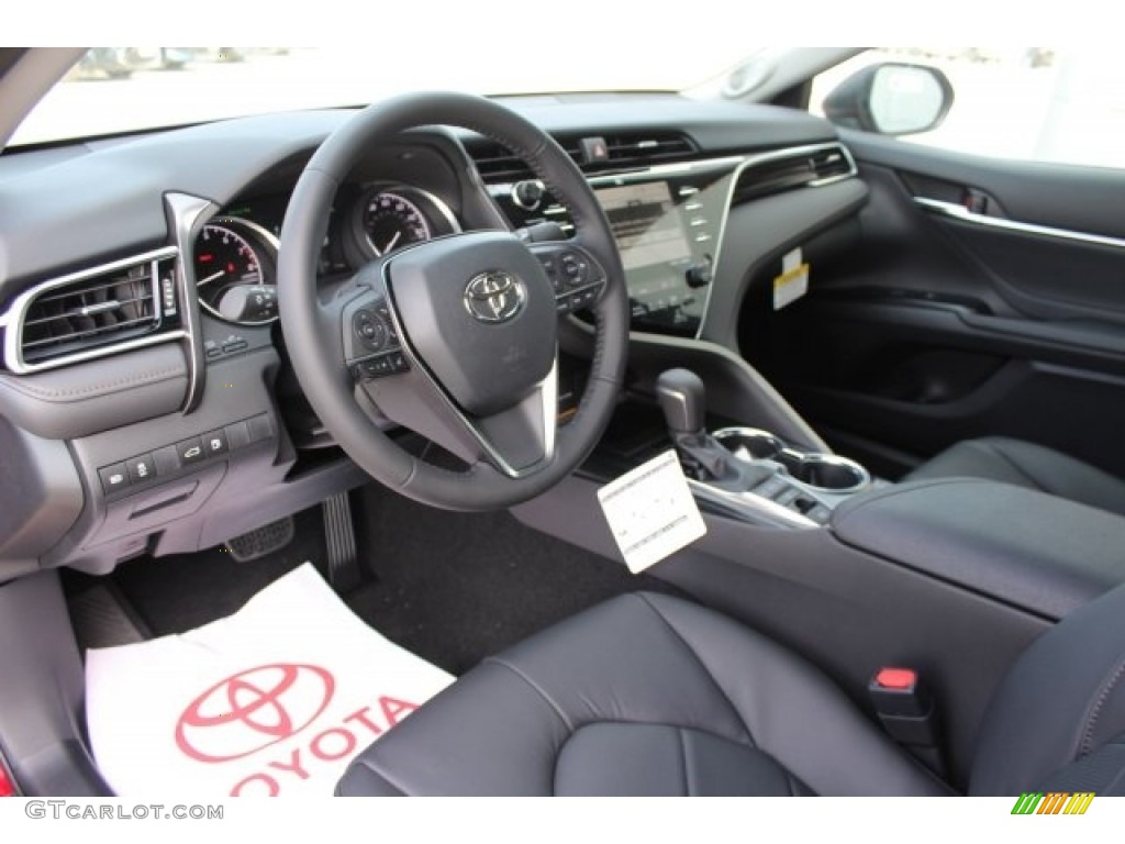 2018 Camry XLE V6 - Ruby Flare Pearl / Black photo #10