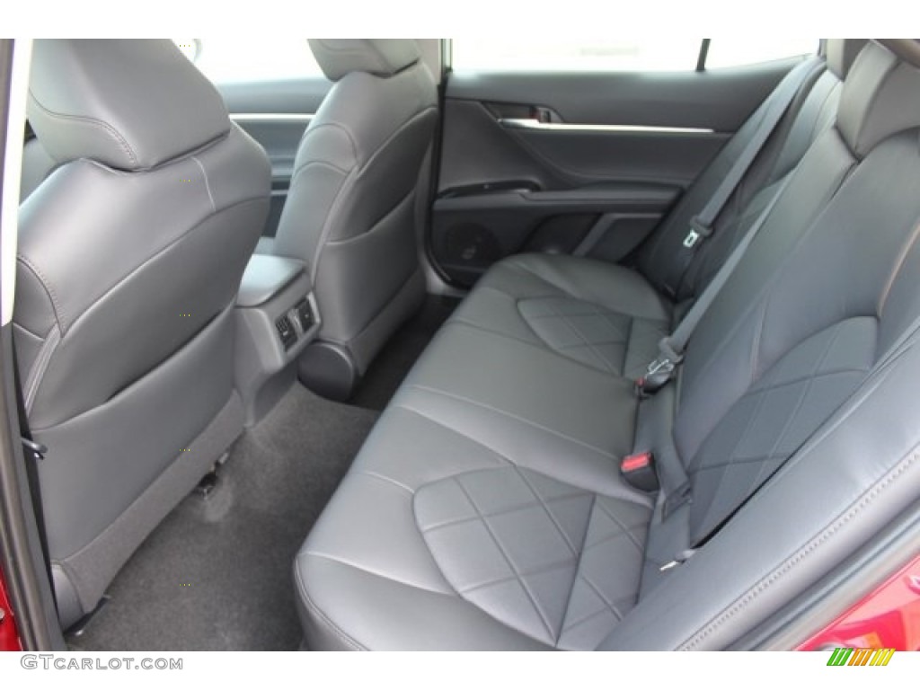 2018 Camry XLE V6 - Ruby Flare Pearl / Black photo #28