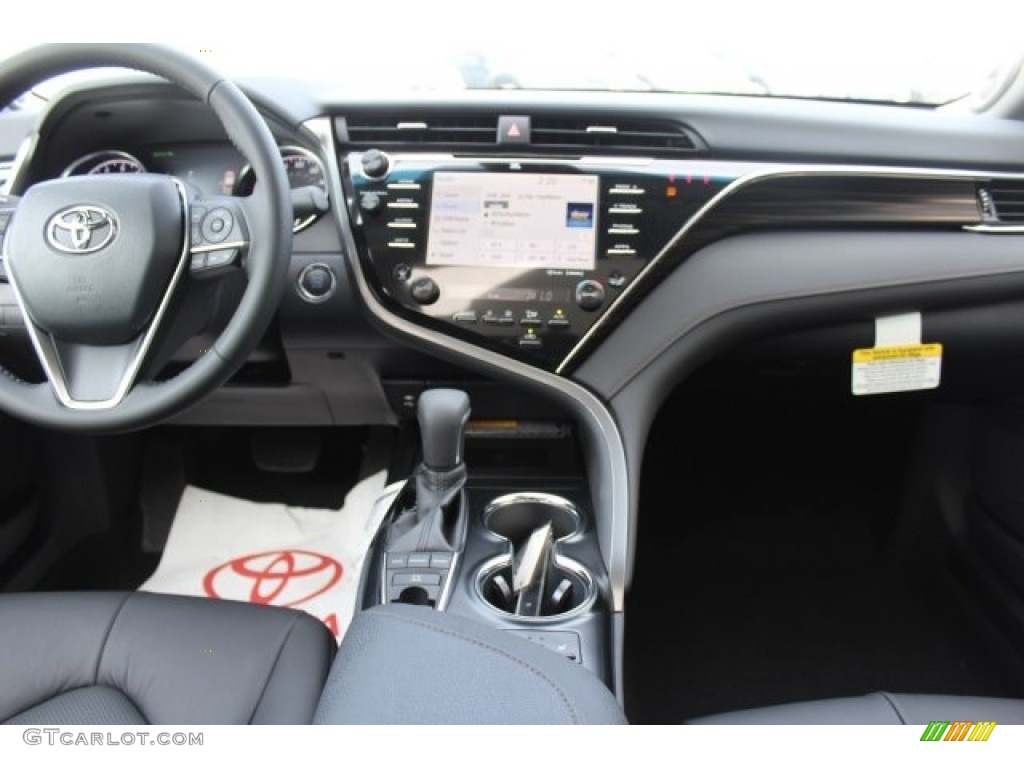 2018 Camry XLE V6 - Ruby Flare Pearl / Black photo #29