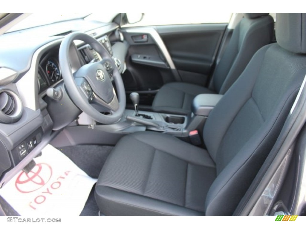 2018 RAV4 LE - Magnetic Gray Metallic / Black photo #10