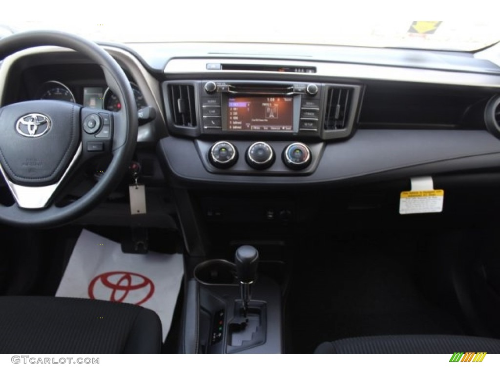 2018 RAV4 LE - Magnetic Gray Metallic / Black photo #23