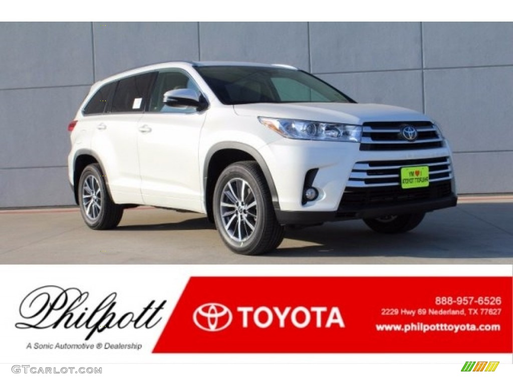 2018 Highlander XLE - Blizzard White Pearl / Almond photo #1