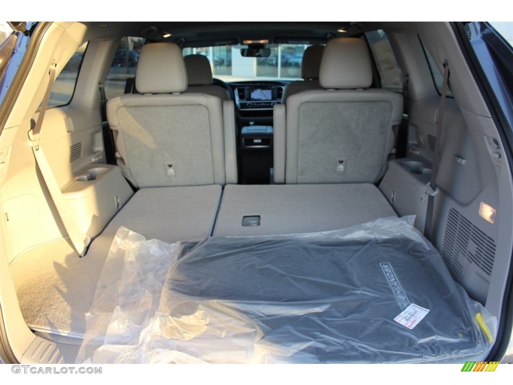 2018 Highlander XLE AWD - Predawn Gray Mica / Ash photo #31