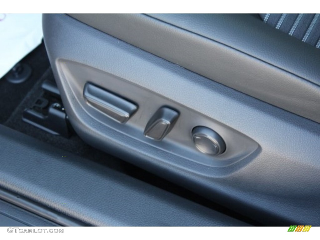 2018 Camry SE - Ruby Flare Pearl / Black photo #9