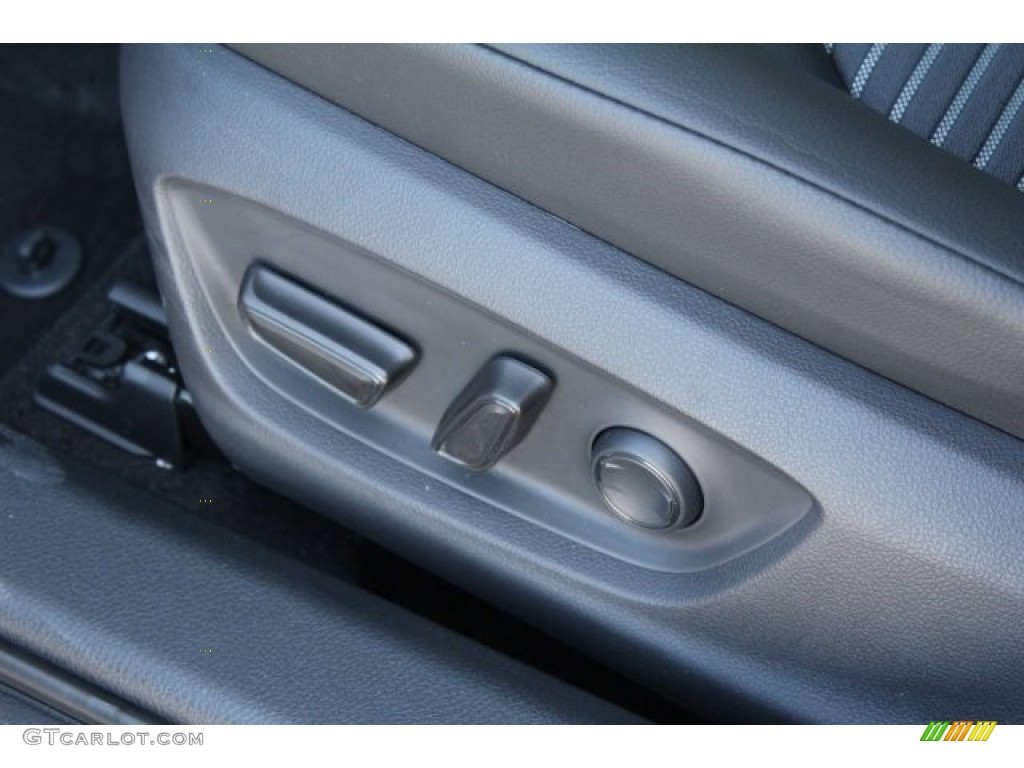 2018 Camry SE - Ruby Flare Pearl / Black photo #9