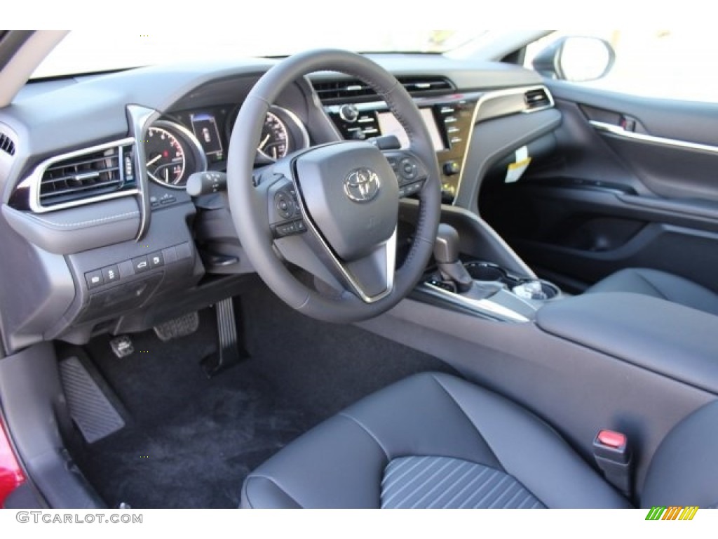 2018 Camry SE - Ruby Flare Pearl / Black photo #10