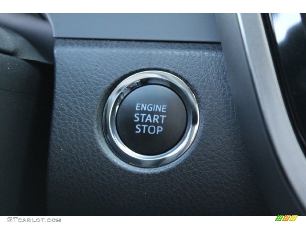 2018 Camry SE - Celestial Silver Metallic / Black photo #15