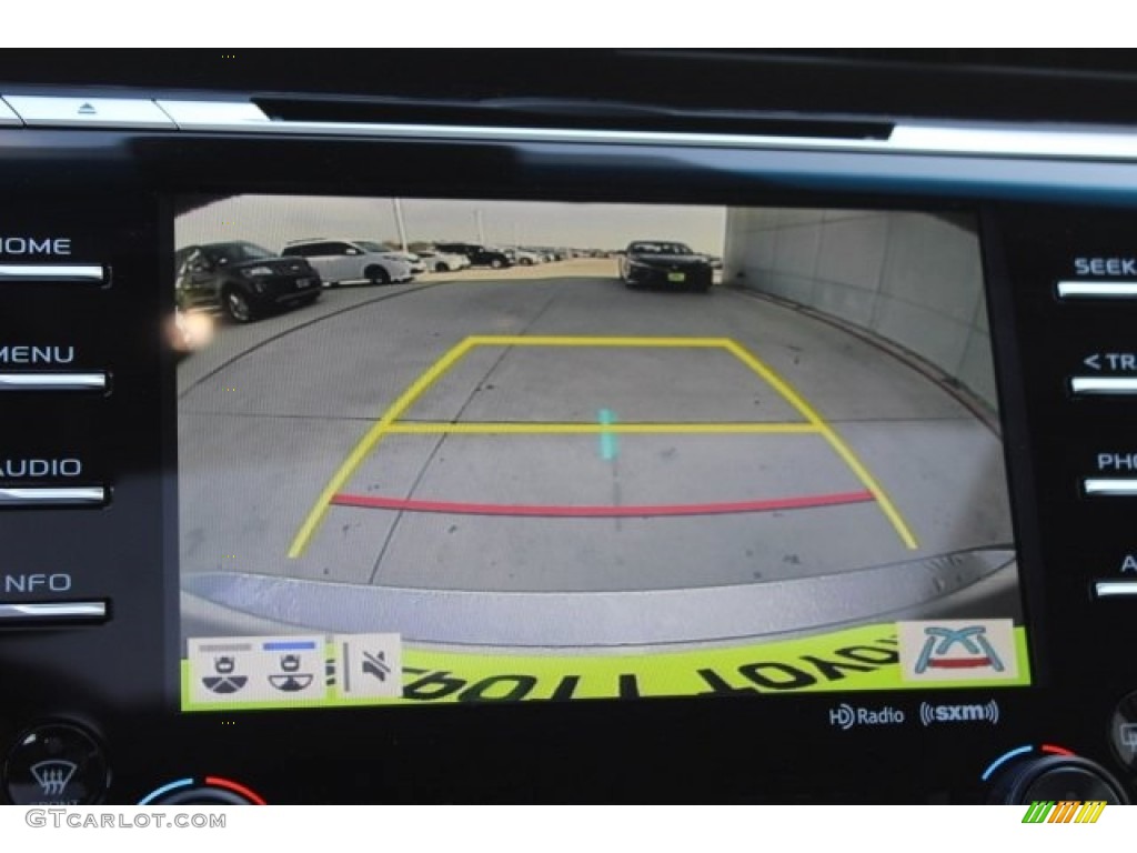 2018 Camry SE - Celestial Silver Metallic / Black photo #18