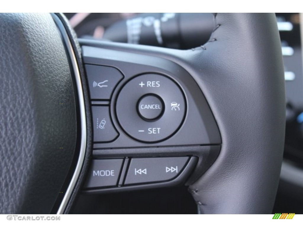 2018 Camry SE - Celestial Silver Metallic / Black photo #23