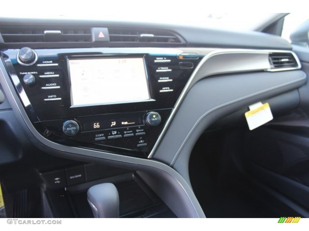 2018 Camry SE - Ruby Flare Pearl / Black photo #13