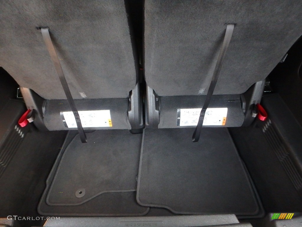 2015 Explorer XLT 4WD - Ingot Silver / Charcoal Black photo #4