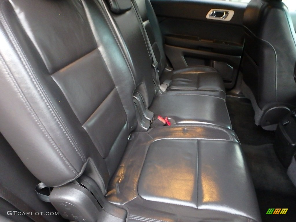2015 Explorer XLT 4WD - Ingot Silver / Charcoal Black photo #15