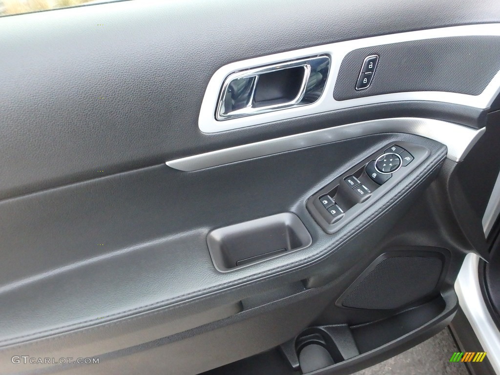 2015 Explorer XLT 4WD - Ingot Silver / Charcoal Black photo #20