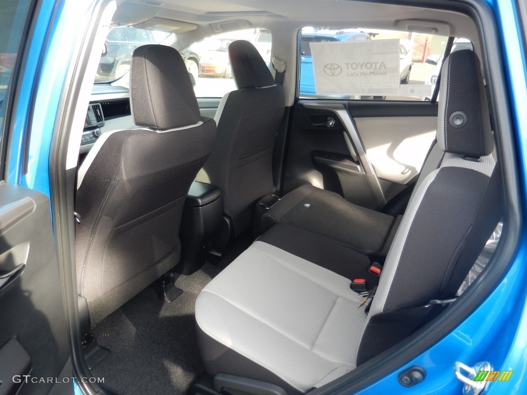 2018 RAV4 XLE AWD - Electric Storm Blue / Ash photo #5