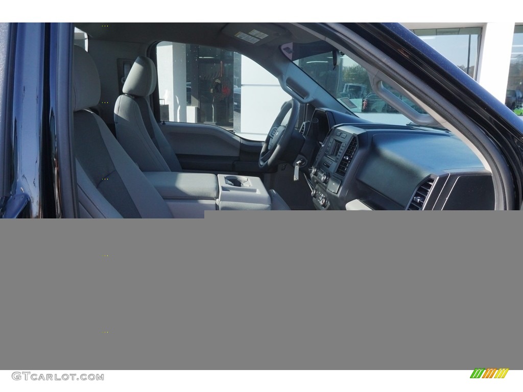2017 F150 XL Regular Cab - Shadow Black / Earth Gray photo #15