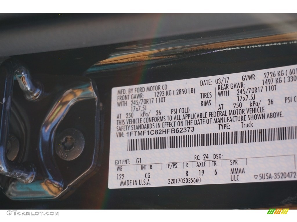 2017 F150 XL Regular Cab - Shadow Black / Earth Gray photo #19