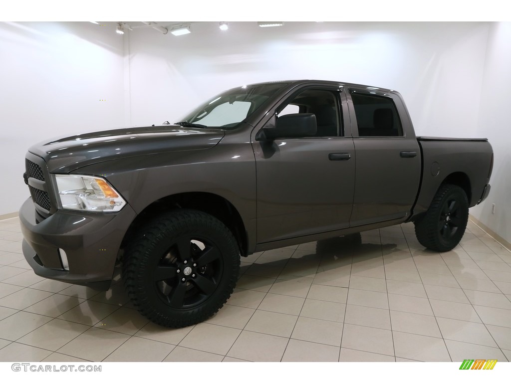 2014 1500 Express Crew Cab 4x4 - Granite Crystal Metallic / Black/Diesel Gray photo #3