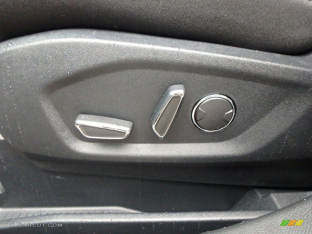 2018 Ford Edge SEL AWD Controls Photo #124239022