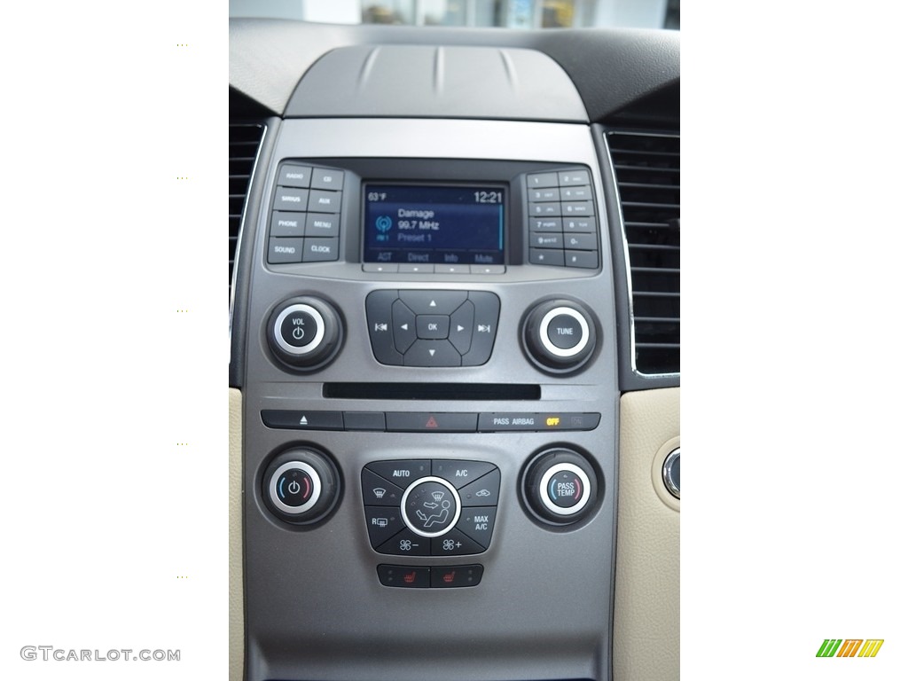 2015 Taurus SEL - Magnetic Metallic / Dune photo #16