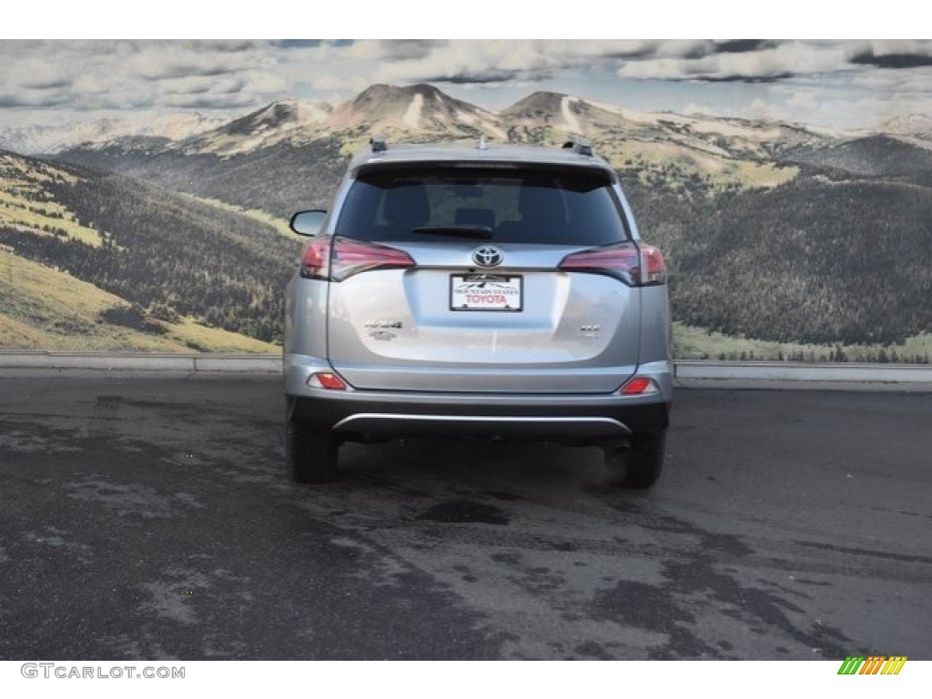 2018 RAV4 XLE AWD - Silver Sky Metallic / Black photo #4